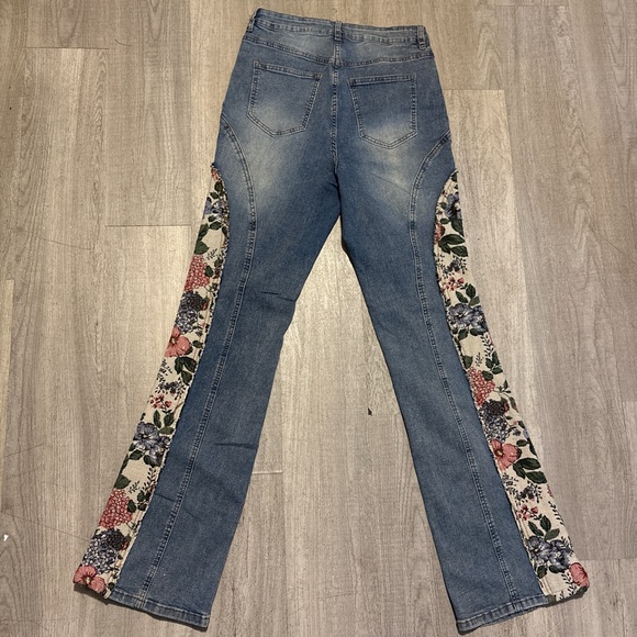 Fashion Nova Blue Floral Boot Cut Jeans - Picture 2 of 2